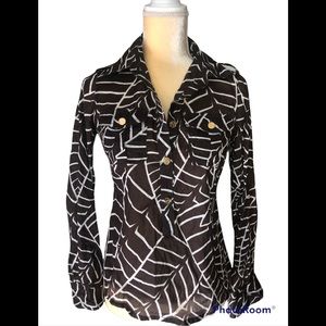 Tory Burch woman’s button Top size 2